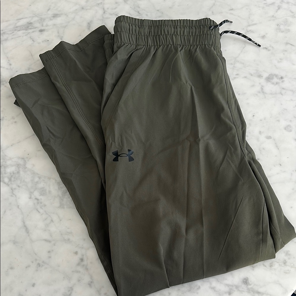 Under Armour Green Sweatpants with Elastic Waistband
